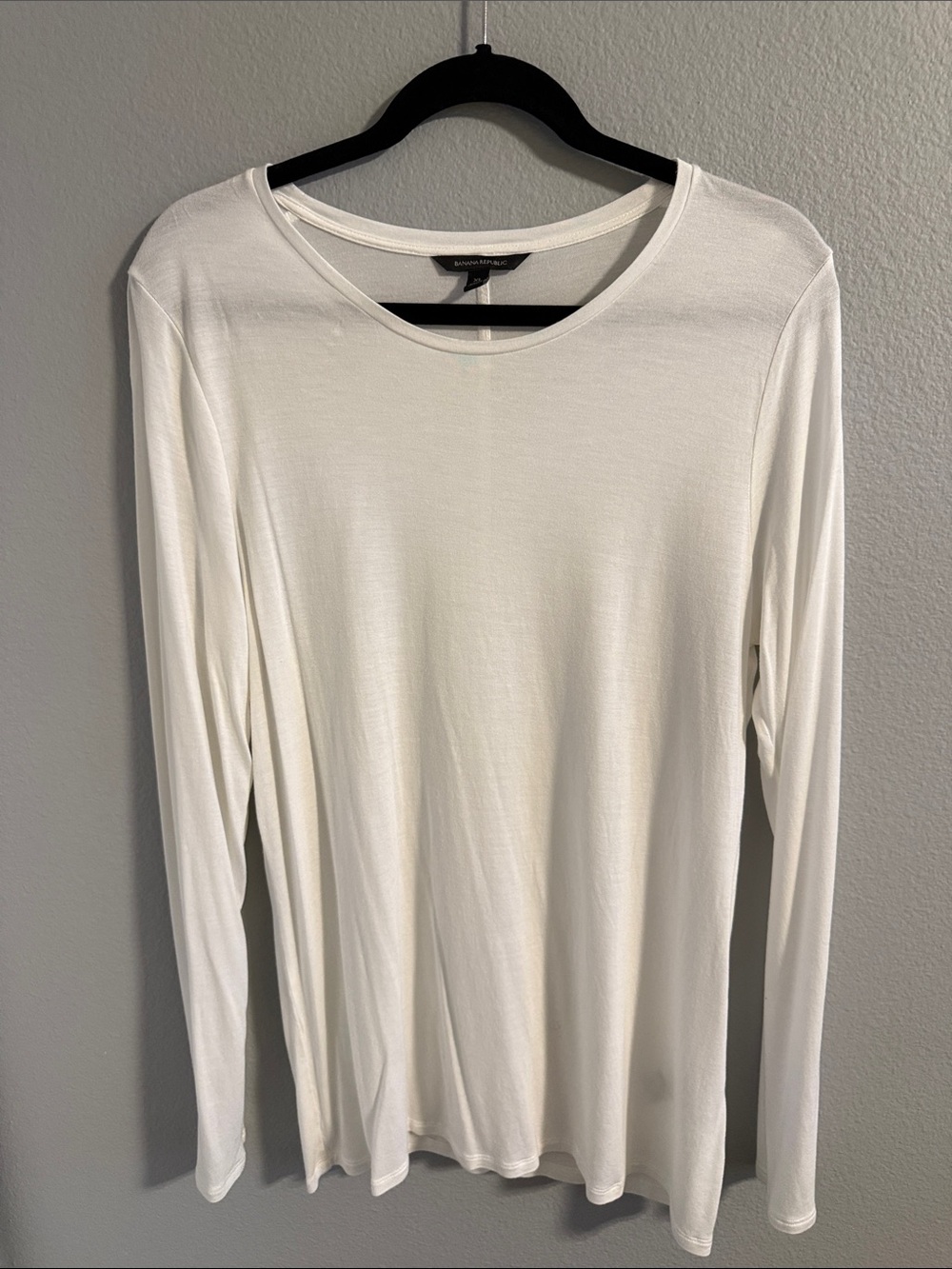 Banana Republic 100% Modal White Crewneck Long Sleeve Top